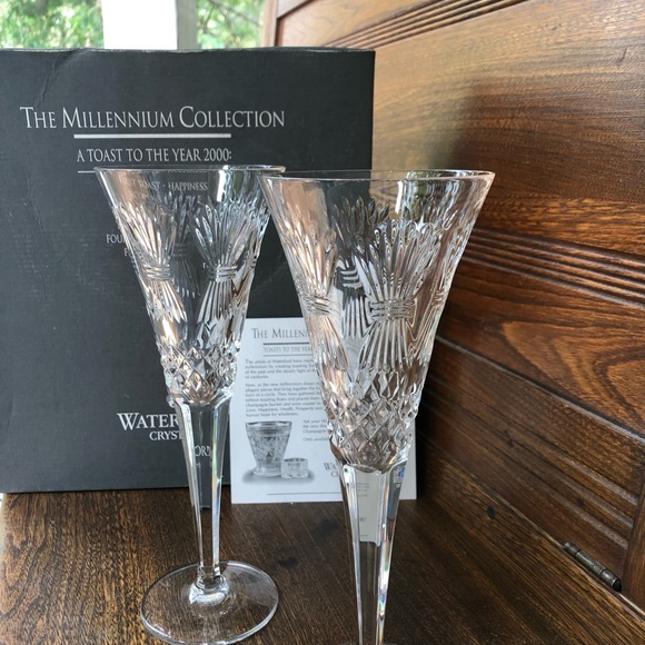 Waterford Crystal Millenium Collection “Peace” set of 2 Champagne Flutes - Picture 3 of 5